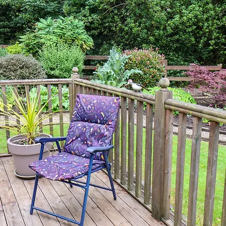 The Old Sweet Shop * Γουίτμπι