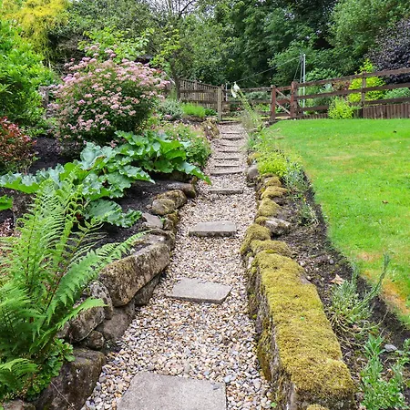 The Old Sweet Shop Γουίτμπι